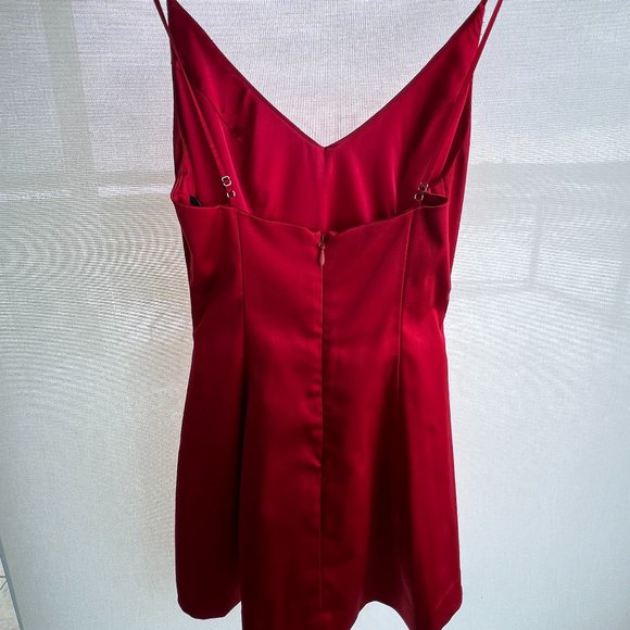 bebe Red Satin Mini Dress with Tulle Underskirt and Pockets - Picture 3 of 9